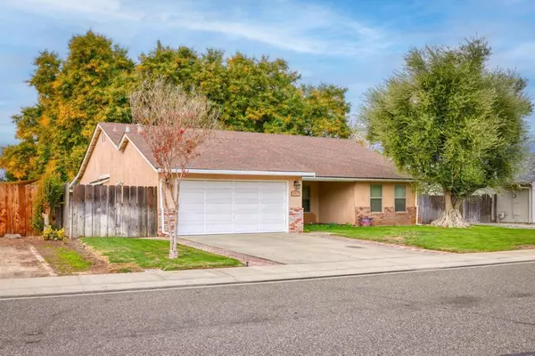 Hughson, CA 95326,1917 Fox Glen DR