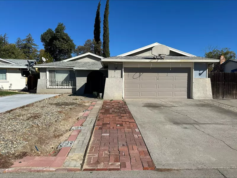 5677 Gearny DR, Sacramento, CA 95823