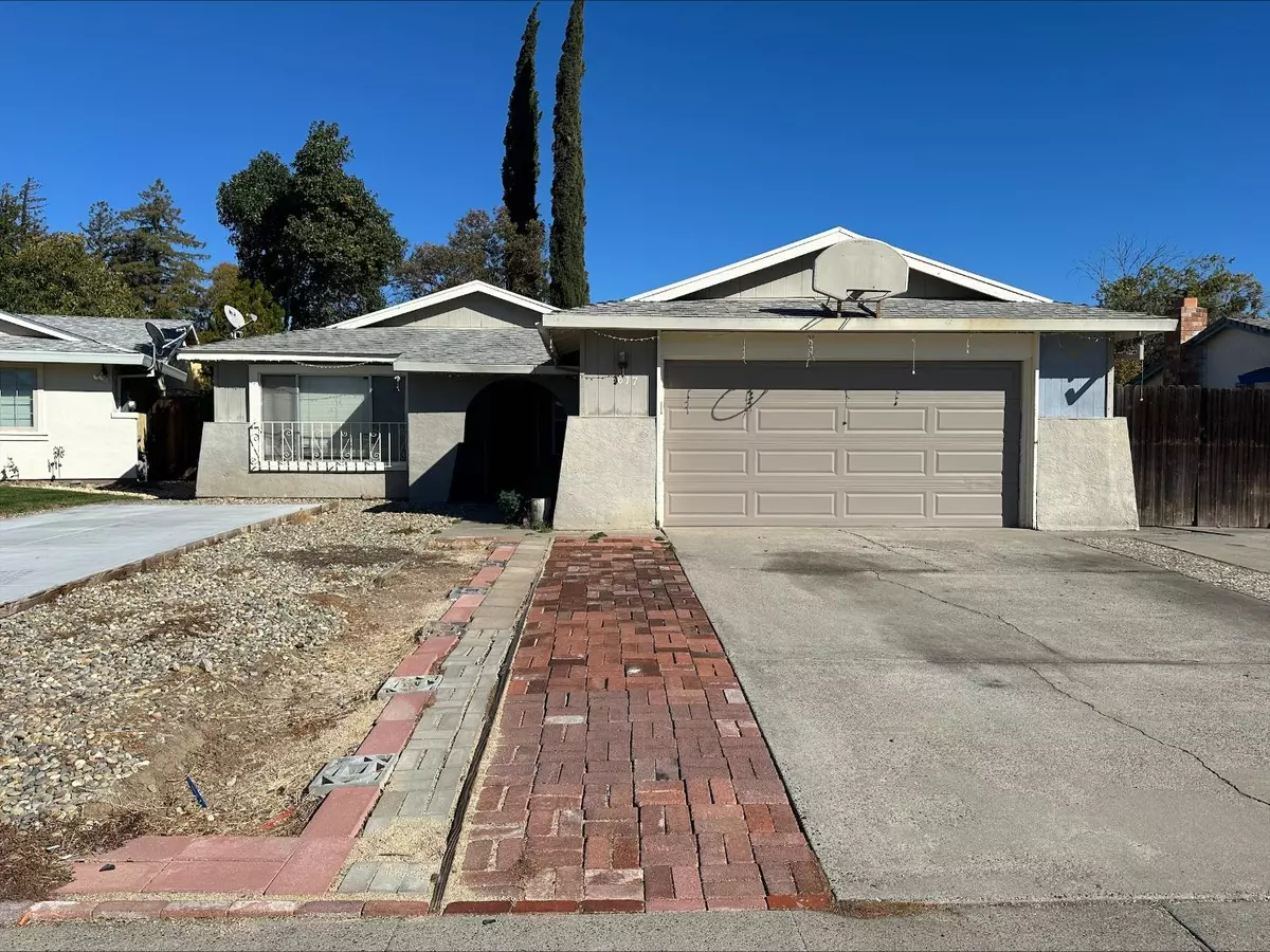 Sacramento, CA 95823,5677 Gearny DR