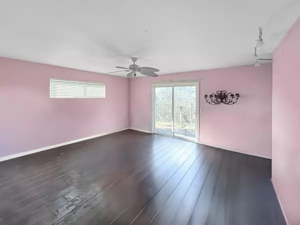 Grass Valley, CA 95949,10700 Oak DR