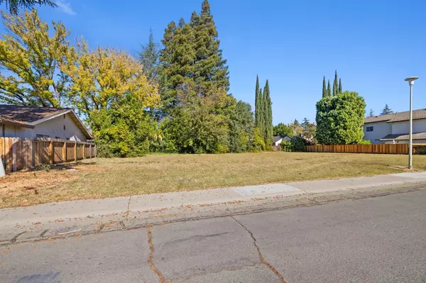 Sacramento, CA 95831,104 Southlite CIR