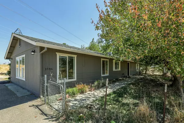 3593 Libby LN, Cottonwood, CA 96022