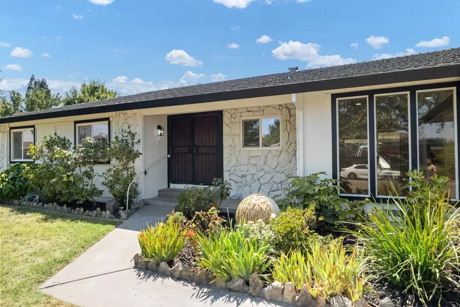 3955 Rochdale Drive, Carmichael, CA 95608