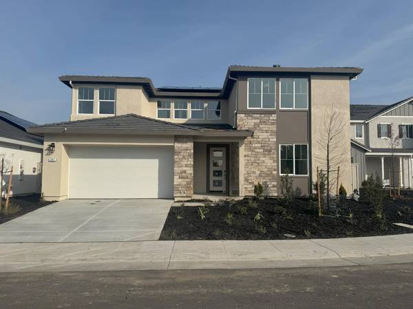 241 SE Creekview, Roseville, CA 95747