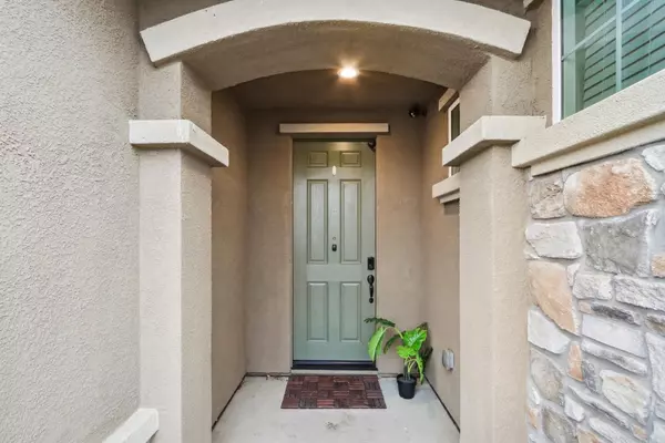 Woodland, CA 95776,2562 Banks DR