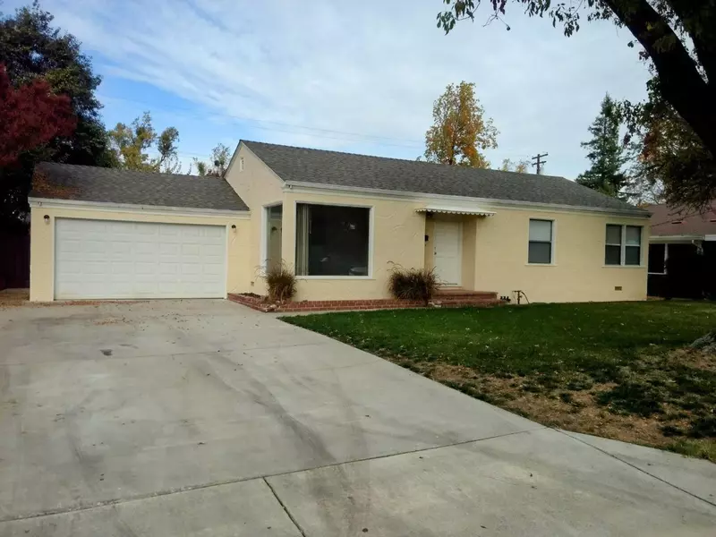 1517 Del Mar AVE, Modesto, CA 95350