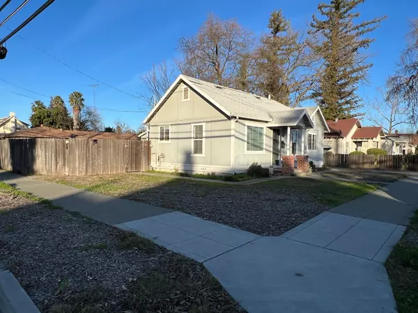 Woodland, CA 95695,303 Clover ST