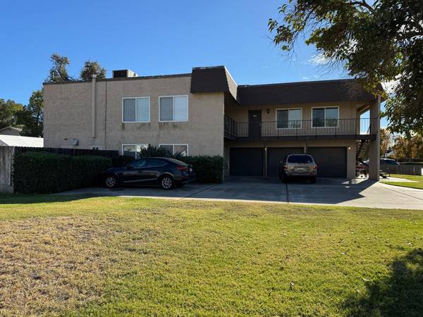 512 S Jack Tone RD, Ripon, CA 95366