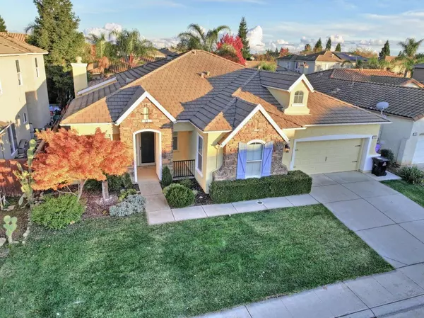 10035 Rhone River DR,  Elk Grove,  CA 95624