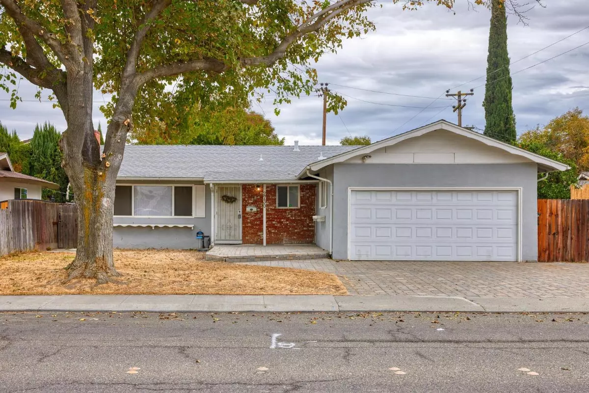 Tracy, CA 95376,2730 Balboa DR