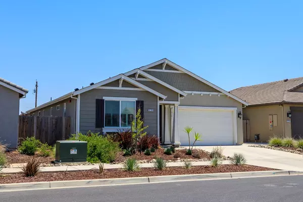 Riverbank, CA 95367,6136 Beagle DR