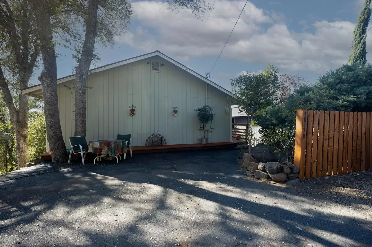 Tuolumne, CA 95379,18670 Cedar ST