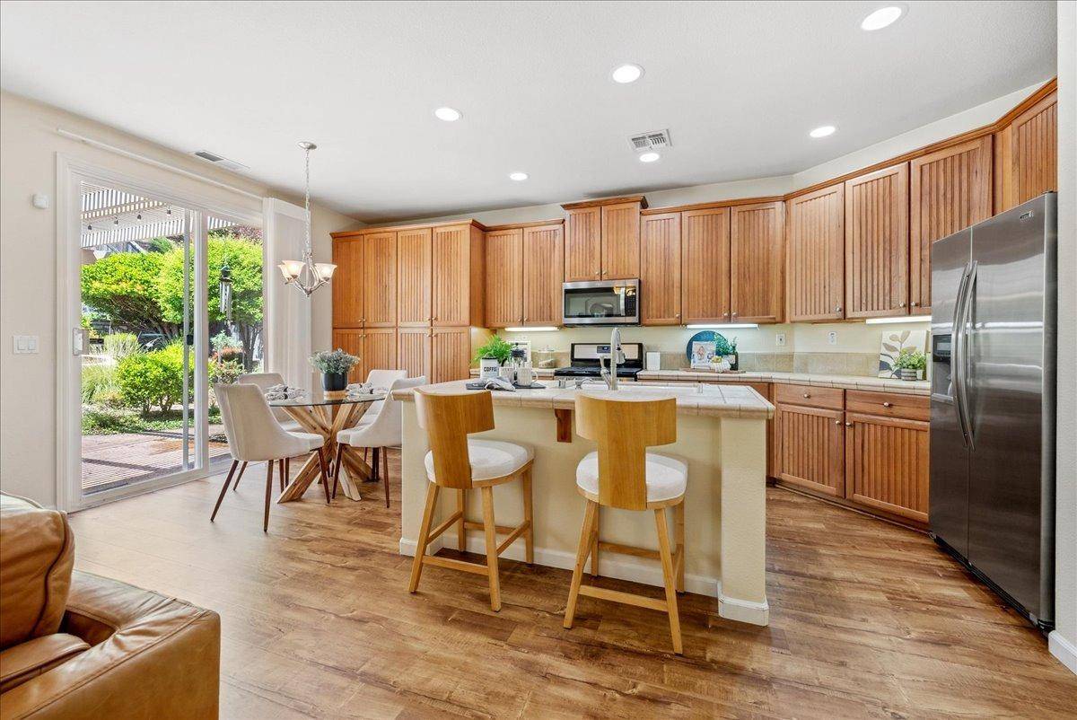 Folsom, CA 95630,1522 Thurman