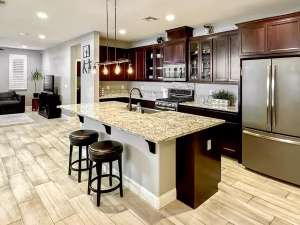 4087 Arco Del Paso LN Sacramento, CA 95834