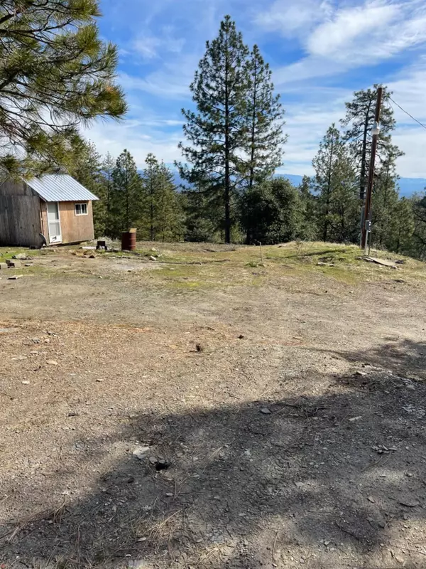 Coulterville, CA 95311,9995 Ernst RD