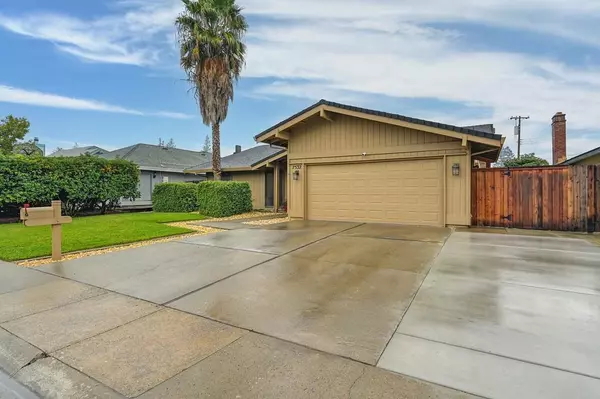 Sacramento, CA 95823,7532 Soules WAY