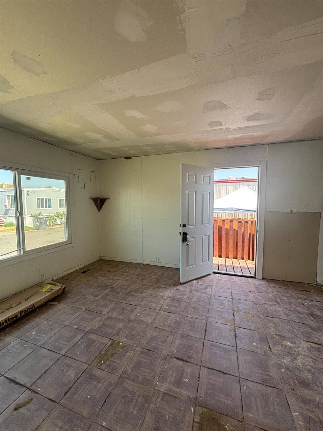 Bakersfield, CA 93203,801 Schipper St #65