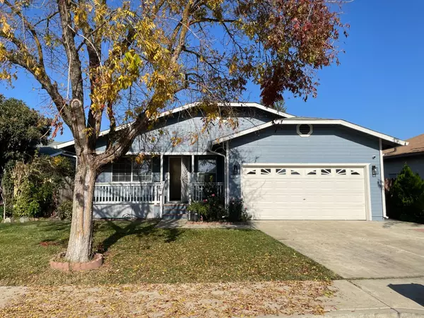 183 Brook Hollow DR, Patterson, CA 95363