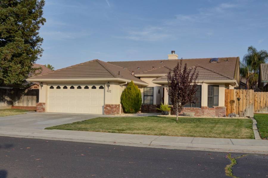 652 Confidence WAY, Manteca, CA 95336