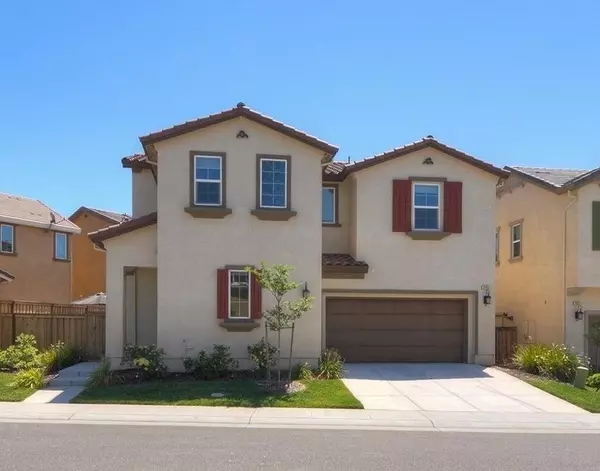 906 Blossom Rock LN, Folsom, CA 95630