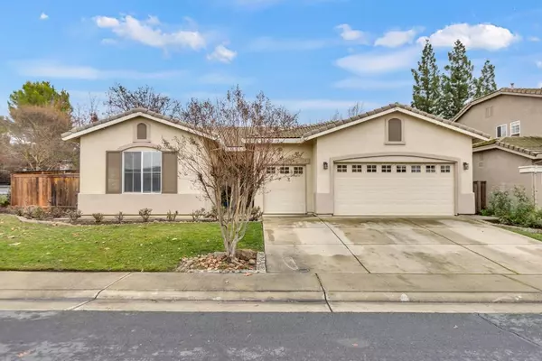 2933 Fox Hill DR, Rocklin, CA 95765