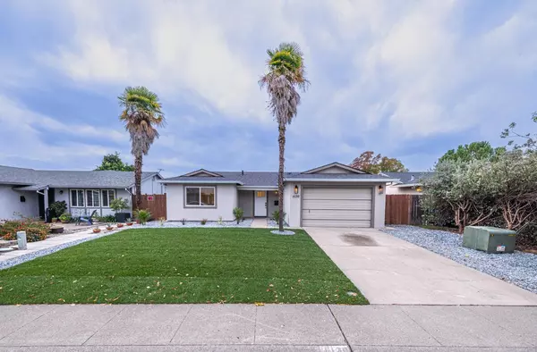 Sacramento, CA 95842,6139 Carl Sandburg CIR