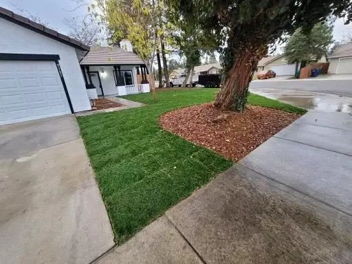 9585 Stonewall CT, Delhi, CA 95315