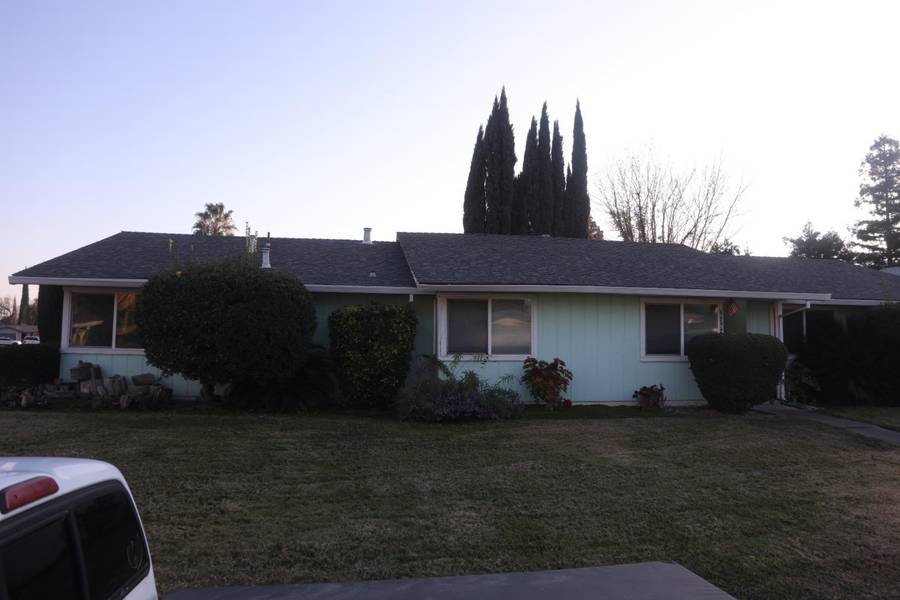 6252 6252 Denslow Way, Sacramento, CA 95823