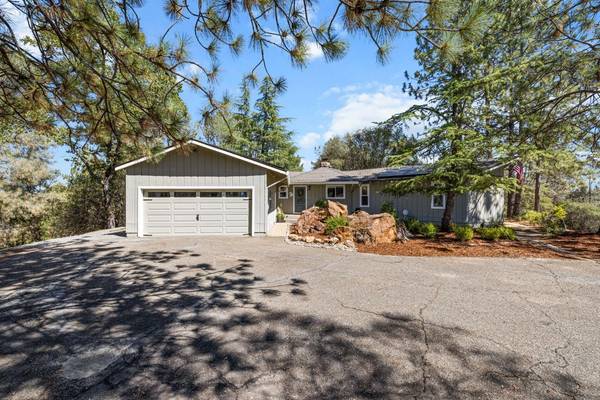 2408 Cascade TRL, Cool, CA 95614