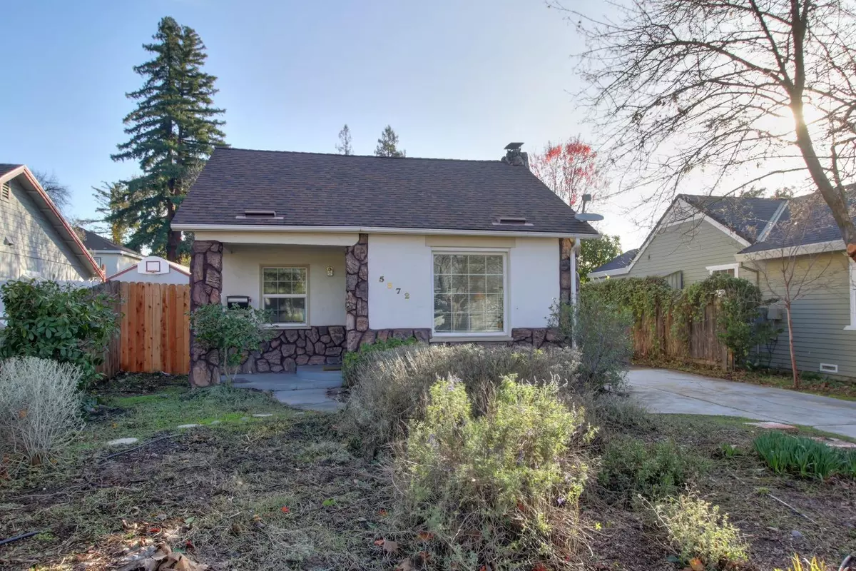 Sacramento, CA 95820,5372 9th AVE