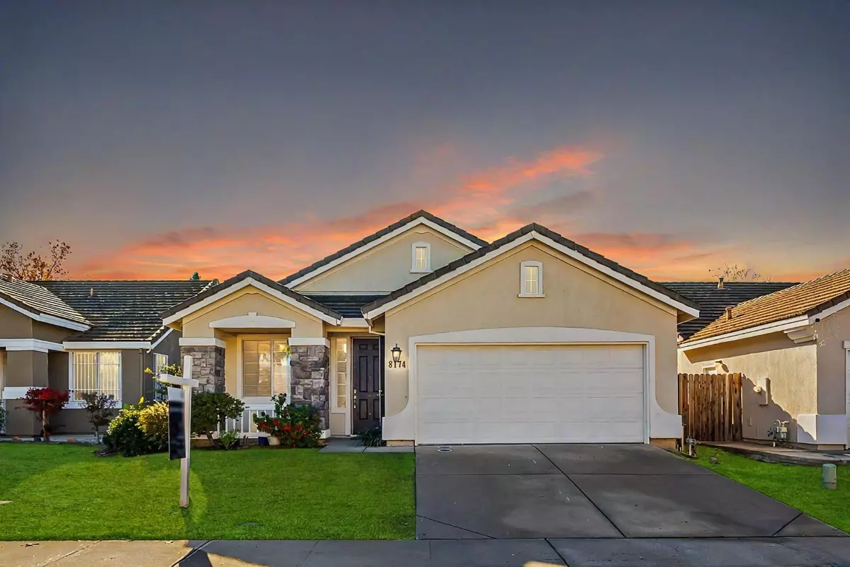 Sacramento, CA 95829,8174 Redford WAY