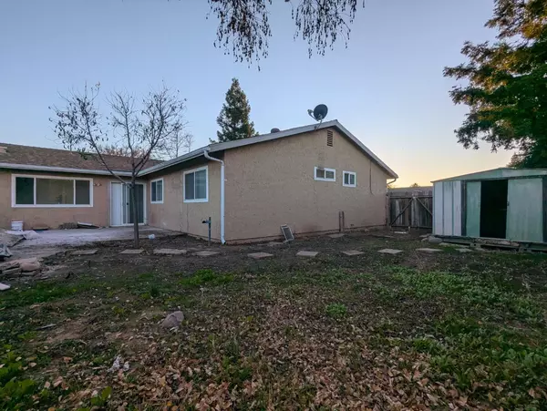 Sacramento, CA 95828,8358 Southfields CIR