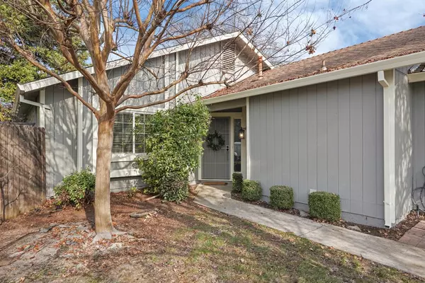 Sacramento, CA 95833,264 River Run CIR