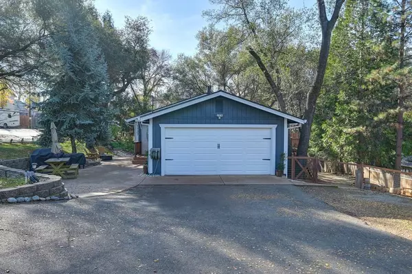 Auburn, CA 95603,1727 Lilac LN