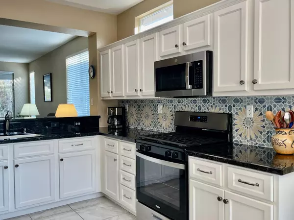 Roseville, CA 95747,320 Whisperlodge CT