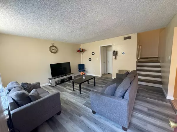 Sacramento, CA 95841,5736 Shadow Creek DR #2