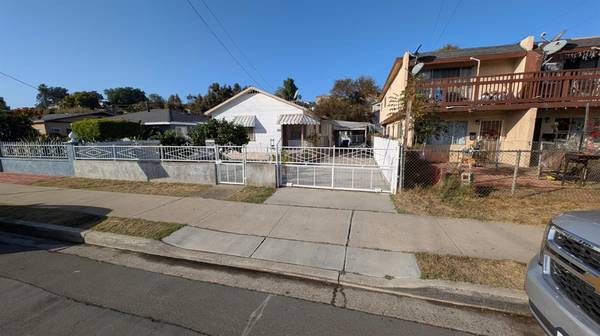 210 S 33rd ST, San Diego, CA 92113