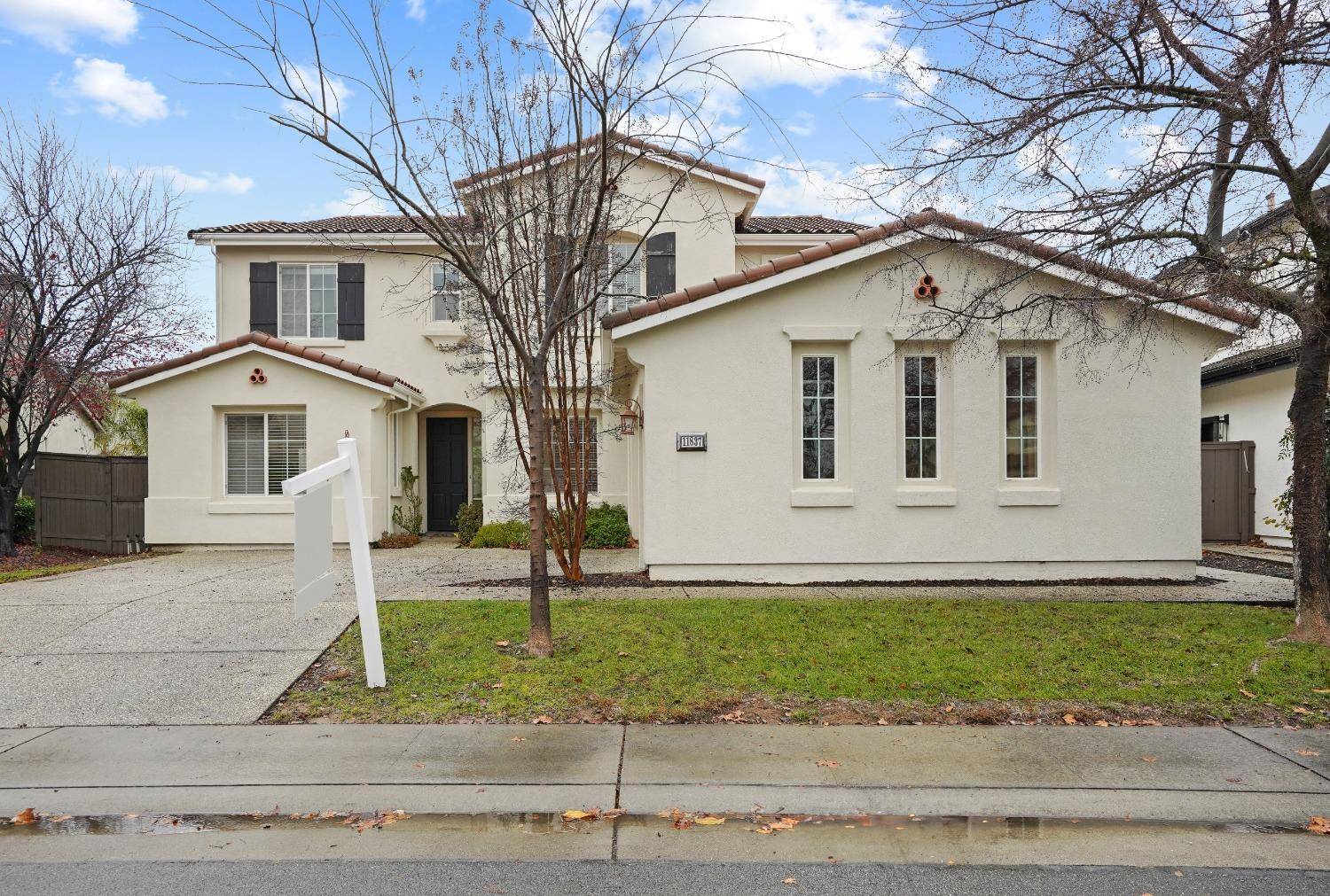 11837 Stone Hollow WAY, Rancho Cordova, CA 95742
