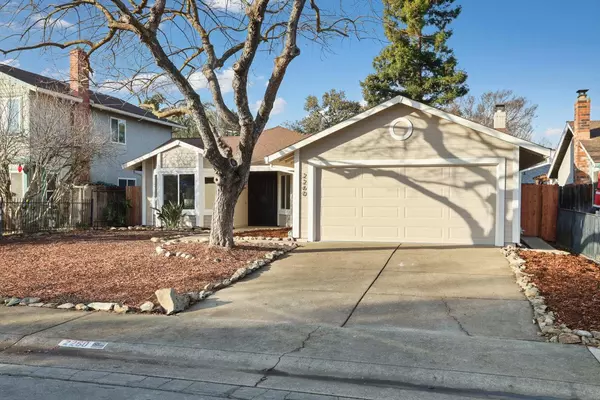 Sacramento, CA 95833,2260 Atrisco CIR