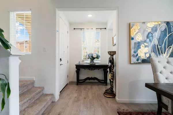 Sacramento, CA 95834,3925 John W Young ST