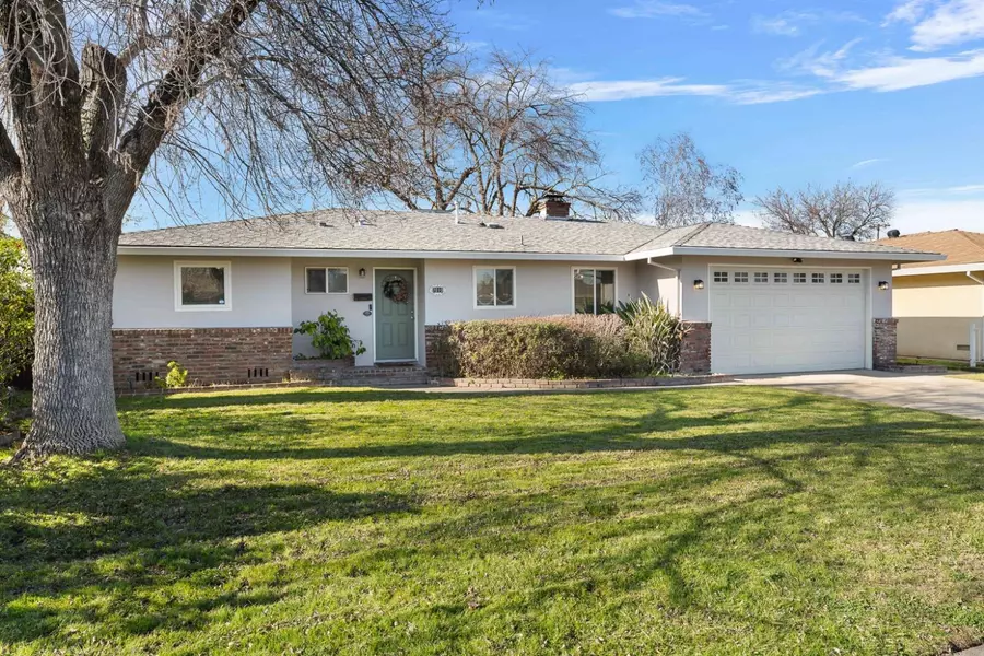 7010 Chris AVE, Sacramento, CA 95828