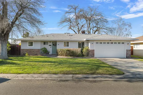 Sacramento, CA 95828,7010 Chris AVE