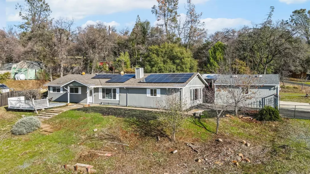 1971 Barry LN, Placerville, CA 95667