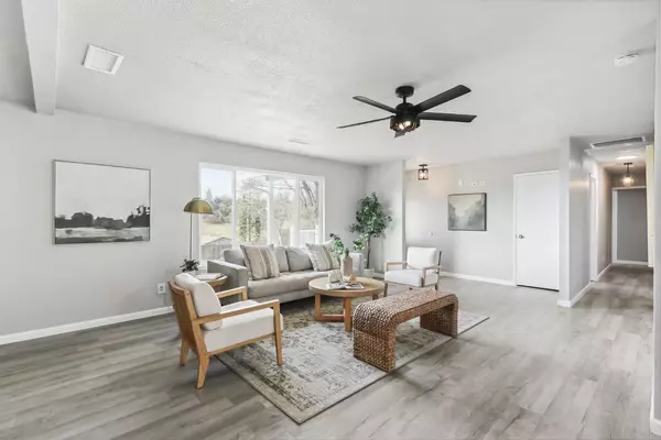 Placerville, CA 95667,1971 Barry LN