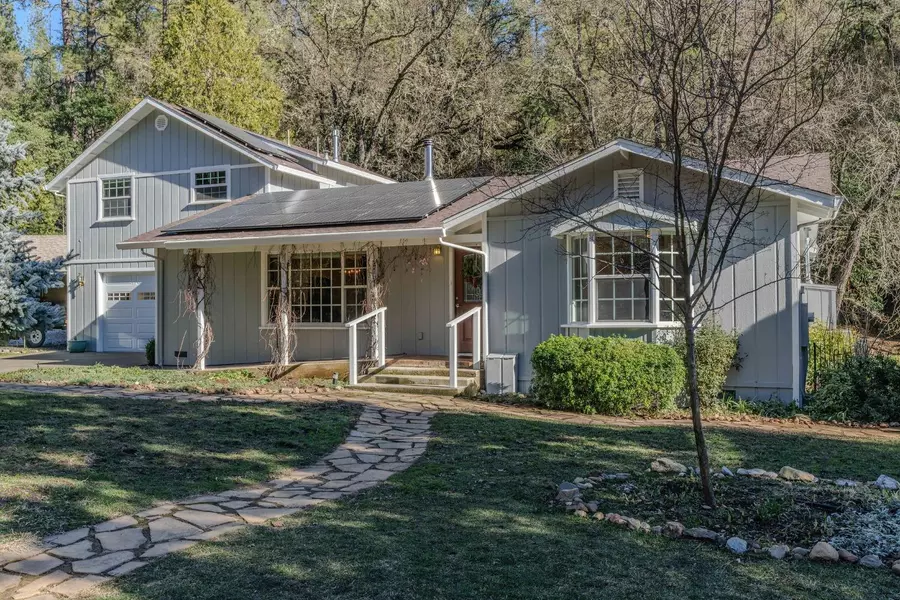 16420 Clapboard Rd, Volcano, CA 95689
