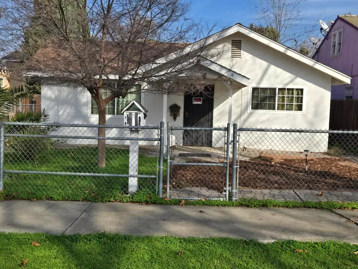 Merced, CA 95340,319 W 22nd ST