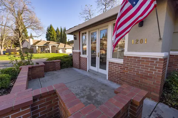 Roseville, CA 95747,1201 Mercedes DR