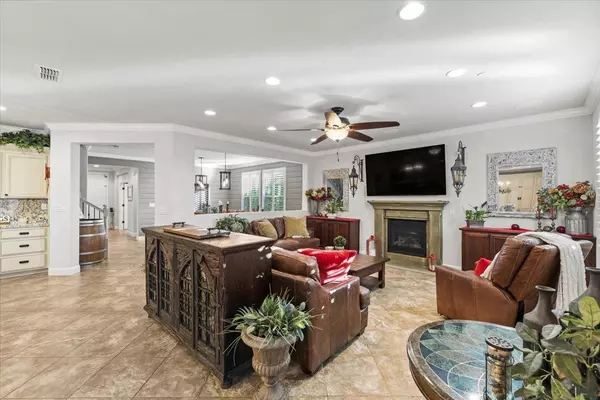 Roseville, CA 95747,5001 Prairie Grass WAY