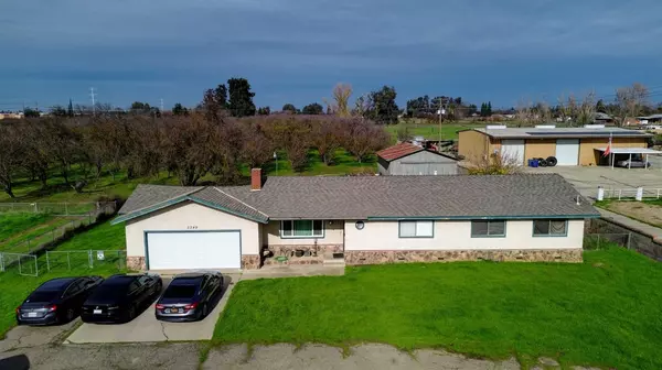 3349 E Redwood RD, Ceres, CA 95307