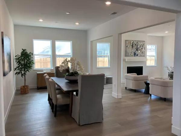 Roseville, CA 95747,3033 Palo Alto ST